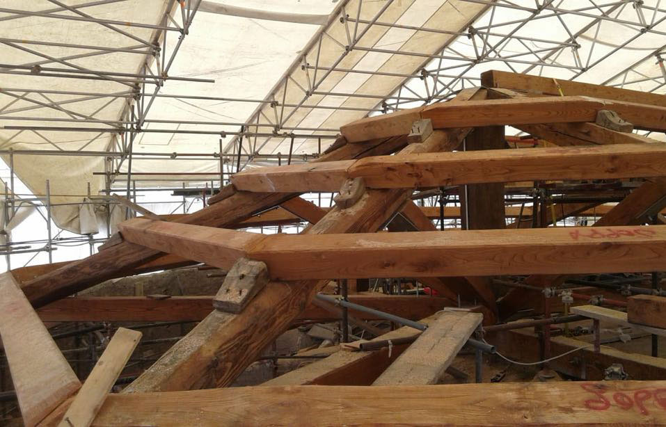 Rifacimento tetto della Chiesa di Sant'Anna dei Palafrenieri