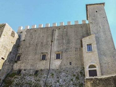 I lavori nel Castello di Maenza